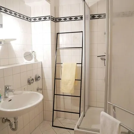 Appartement Wagner Nur 10 Gehminuten Bis Zum Ostseestrand *